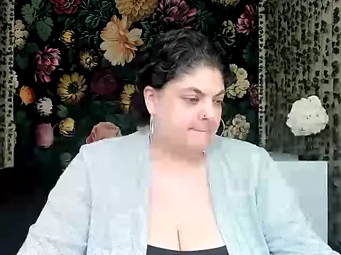 Snapshot of Exotic-Melons chatting on October 31, 2025, 3:41 pm Exotic-Melons online show from October 31, 2025, 3:41 pm