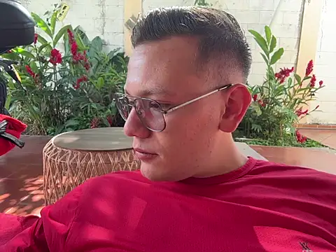 simon and david online show from February 4, 2026, 7:31 pm