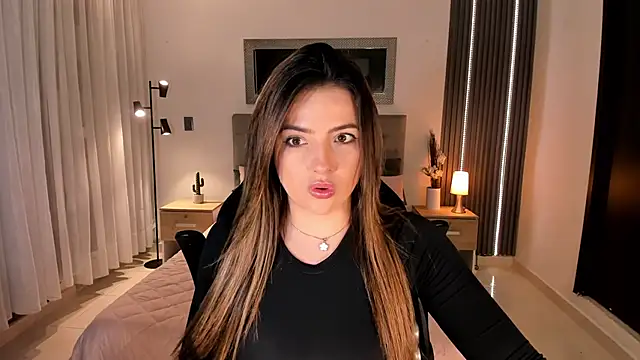 Snapshot of AmyWood chatting on February 18, 2025, 4:26 am AmyWood online show from February 18, 2025, 4:26 am