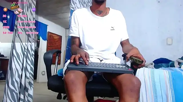 Snapshot of kilian_xx chatting on March 27, 2026, 7:17 am kilian xx online show from March 27, 2026, 7:17 am