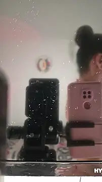 Snapshot of YOURSDEBORA chatting on November 6, 2025, 7:07 pm YOURSDEBORA online show from November 6, 2025, 7:07 pm