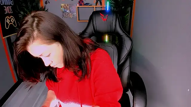 AnaMills online show from February 16, 2026, 10:03 am