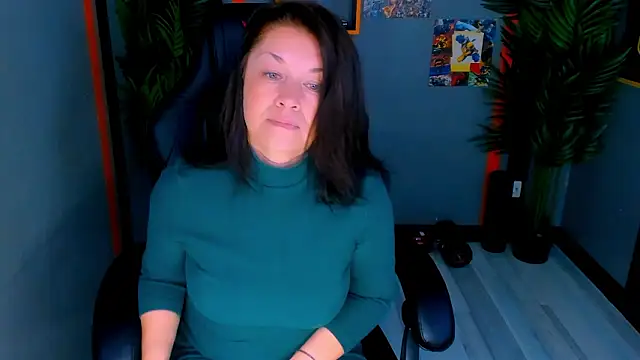 Snapshot of AnaMills chatting on March 5, 2026, 10:12 am AnaMills online show from March 5, 2026, 10:12 am