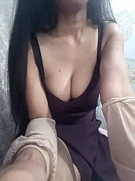 Snapshot of Mini865433 chatting on February 13, 2025, 2:23 am Mini865433 online show from February 13, 2025, 2:23 am