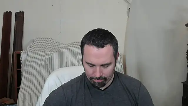 Snapshot of Metalstud chatting on February 19, 2026, 11:12 pm Metalstud online show from February 19, 2026, 11:12 pm