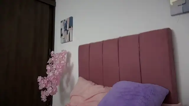 Snapshot of MarcellaGriffin chatting on September 23, 2025, 12:28 am MarcellaGriffin online show from September 23, 2025, 12:28 am