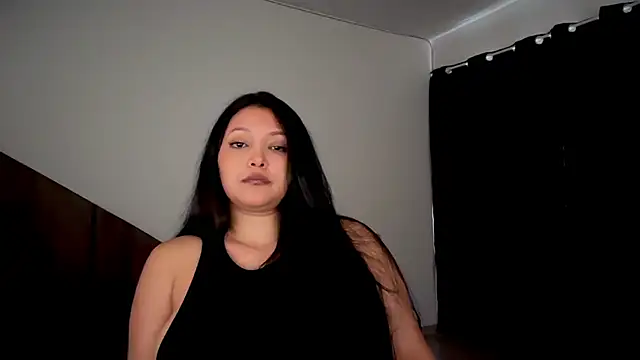 Snapshot of MarcellaGriffin chatting on October 27, 2025, 7:04 pm MarcellaGriffin online show from October 27, 2025, 7:04 pm