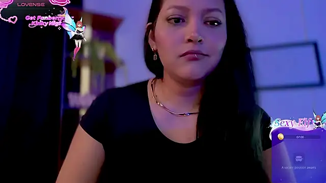 Snapshot of MarcellaGriffin chatting on May 15, 2026, 5:33 pm MarcellaGriffin online show from May 15, 2026, 5:33 pm