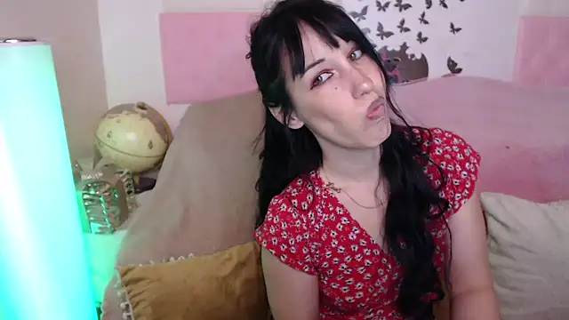 Snapshot of -carla- chatting on March 8, 2026, 6:06 am -carla- online show from March 8, 2026, 6:06 am