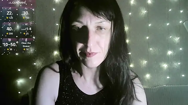 Snapshot of MarieODahliaS chatting on November 28, 2025, 10:26 am MarieODahliaS online show from November 28, 2025, 10:26 am