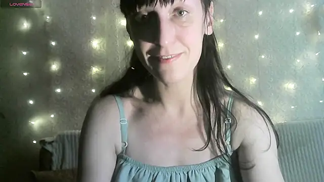 Snapshot of MarieODahliaS chatting on February 12, 2026, 12:38 pm MarieODahliaS online show from February 12, 2026, 12:38 pm