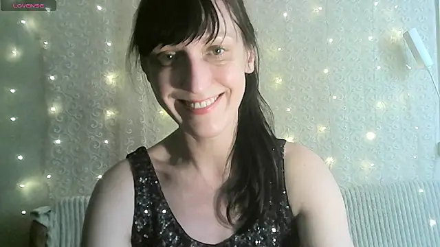 Snapshot of MarieODahliaS chatting on February 20, 2026, 9:22 am MarieODahliaS online show from February 20, 2026, 9:22 am