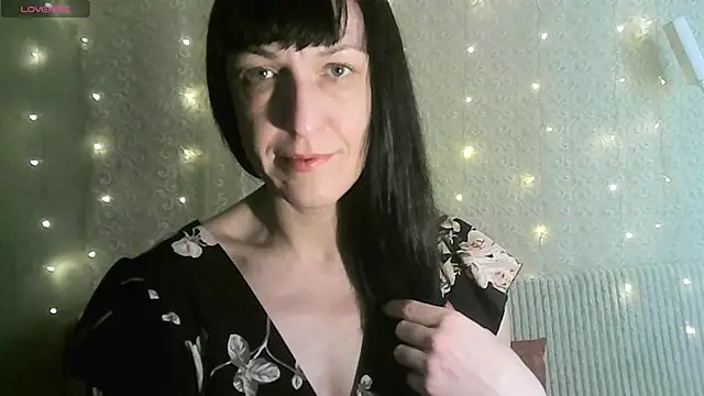 Snapshot of MarieODahliaS chatting on March 2, 2026, 9:49 am MarieODahliaS online show from March 2, 2026, 9:49 am