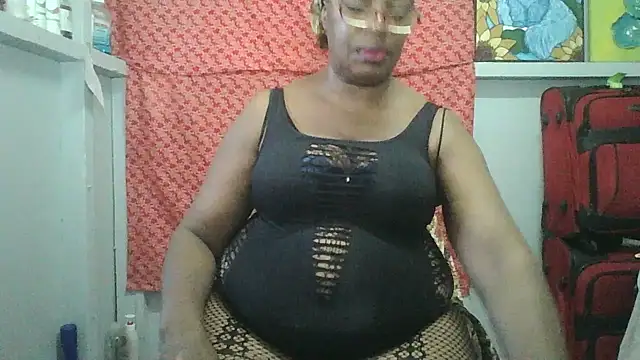 Snapshot of pink69pussy chatting on September 30, 2025, 12:11 pm pink69pussy online show from September 30, 2025, 12:11 pm