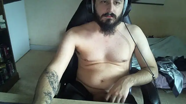 Snapshot of kevinmillas chatting on March 5, 2026, 4:14 pm kevinmillas online show from March 5, 2026, 4:14 pm