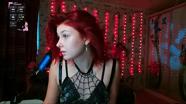 Snapshot of SmokyRose chatting on October 31, 2025, 10:23 am SmokyRose online show from October 31, 2025, 10:23 am