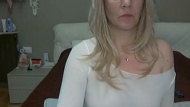 Snapshot of -K-- chatting on March 24, 2026, 4:07 pm -K-- online show from March 24, 2026, 4:07 pm