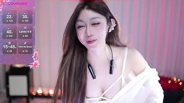 Snapshot of Angel-Bei-bei chatting on March 13, 2025, 5:50 pm Angel-Bei-bei online show from March 13, 2025, 5:50 pm