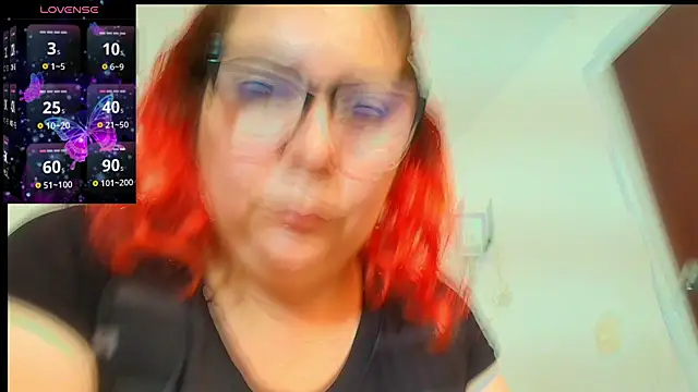 Snapshot of abigail_curvy chatting on April 22, 2026, 2:35 pm abigail curvy online show from April 22, 2026, 2:35 pm