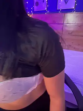 Snapshot of mahia_queen chatting on March 30, 2026, 11:44 am mahia queen online show from March 30, 2026, 11:44 am