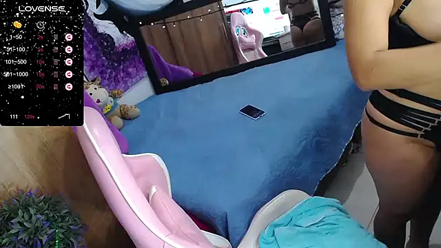 MarilynJones online show from December 11, 2024, 3:35 am