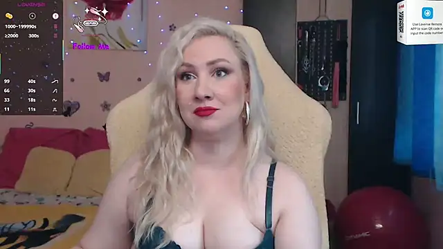 Snapshot of MissLexyGold chatting on September 25, 2025, 12:33 pm MissLexyGold online show from September 25, 2025, 12:33 pm