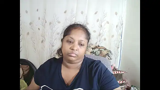 Snapshot of Indiantasha chatting on January 8, 2026, 4:35 pm Indiantasha online show from January 8, 2026, 4:35 pm