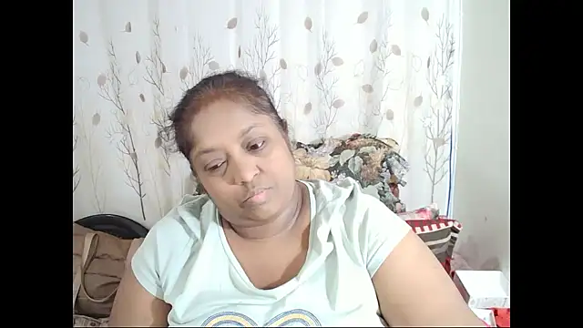 Snapshot of Indiantasha chatting on January 7, 2026, 4:23 pm Indiantasha online show from January 7, 2026, 4:23 pm