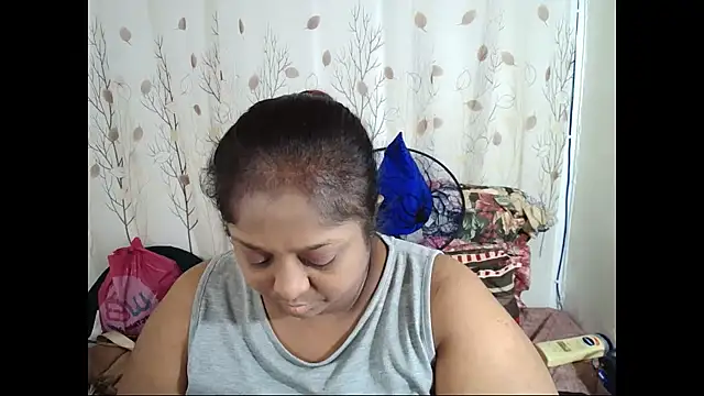 Snapshot of Indiantasha chatting on October 30, 2025, 4:59 pm Indiantasha online show from October 30, 2025, 4:59 pm