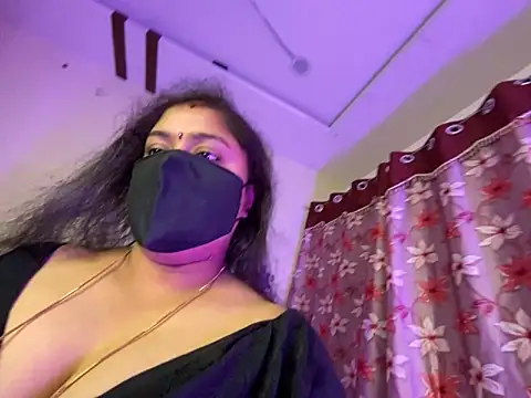 Snapshot of Love_4Sex chatting on February 16, 2026, 1:59 am Love 4Sex online show from February 16, 2026, 1:59 am