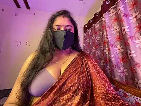 Snapshot of Love_4Sex chatting on December 23, 2025, 5:40 am Love 4Sex online show from December 23, 2025, 5:40 am