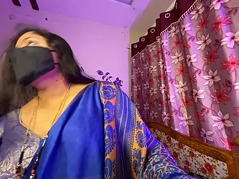 Snapshot of Love_4Sex chatting on February 3, 2026, 5:38 am Love 4Sex online show from February 3, 2026, 5:38 am