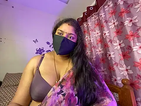 Snapshot of Love_4Sex chatting on March 10, 2026, 5:33 am Love 4Sex online show from March 10, 2026, 5:33 am