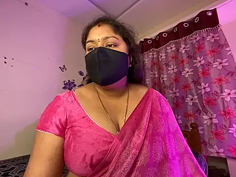 Snapshot of Love_4Sex chatting on May 17, 2026, 2:00 am Love 4Sex online show from May 17, 2026, 2:00 am