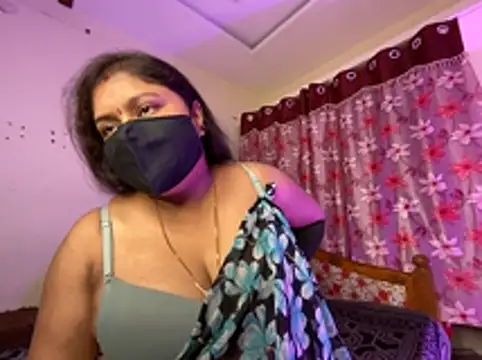 Snapshot of Love_4Sex chatting on May 20, 2026, 4:42 am Love 4Sex online show from May 20, 2026, 4:42 am