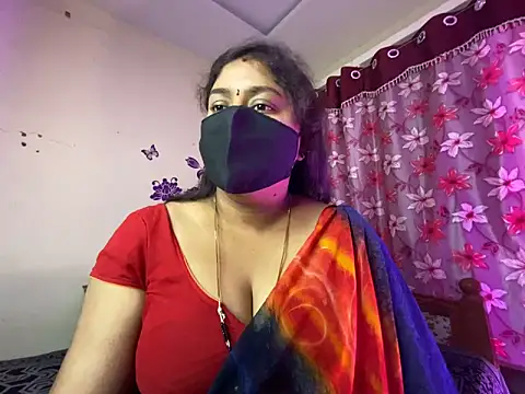 Snapshot of Love_4Sex chatting on April 21, 2026, 2:51 am Love 4Sex online show from April 21, 2026, 2:51 am