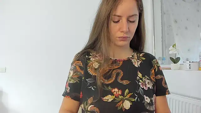 DiamondKay online show from November 19, 2025, 8:47 am