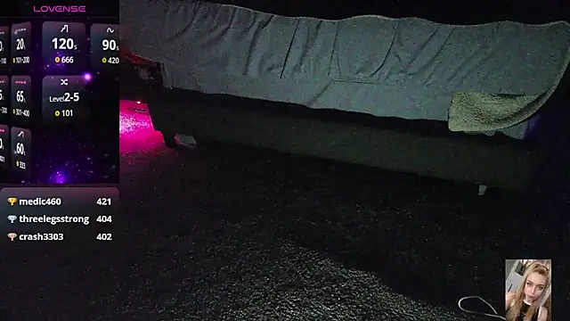 Snapshot of Blondiewithanass chatting on November 1, 2025, 12:43 pm Blondiewithanass online show from November 1, 2025, 12:43 pm