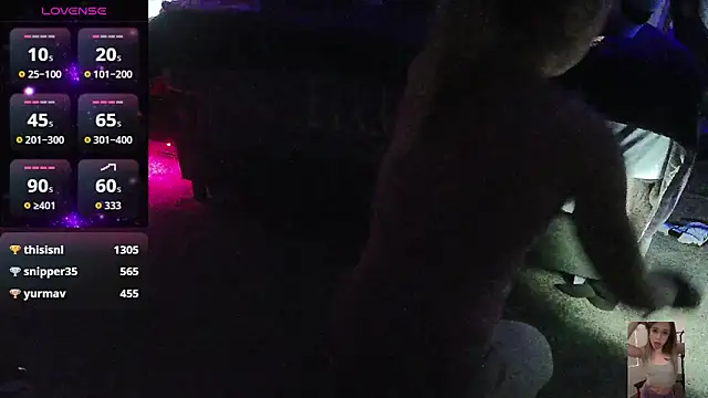 Snapshot of Blondiewithanass chatting on November 29, 2025, 1:33 pm Blondiewithanass online show from November 29, 2025, 1:33 pm