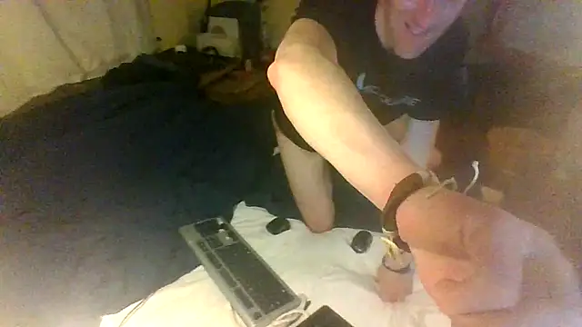 Snapshot of londonfuckwhore chatting on January 14, 2025, 9:20 pm londonfuckwhore online show from January 14, 2025, 9:20 pm