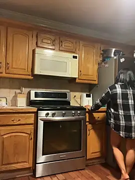 Snapshot of LittleMissEeve chatting on March 7, 2026, 1:12 am LittleMissEeve online show from March 7, 2026, 1:12 am