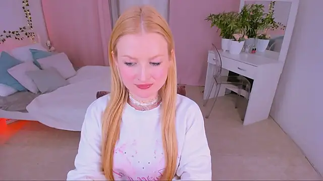 Snapshot of Laly_Peach chatting on March 8, 2025, 4:50 pm Laly Peach online show from March 8, 2025, 4:50 pm