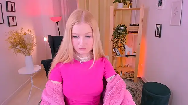 Snapshot of Laly_Peach chatting on March 12, 2025, 4:56 pm Laly Peach online show from March 12, 2025, 4:56 pm