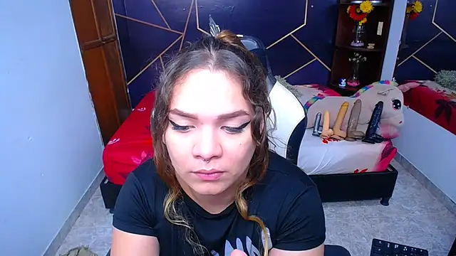 Snapshot of ShantalBlonde chatting on September 12, 2025, 1:50 am ShantalBlonde online show from September 12, 2025, 1:50 am