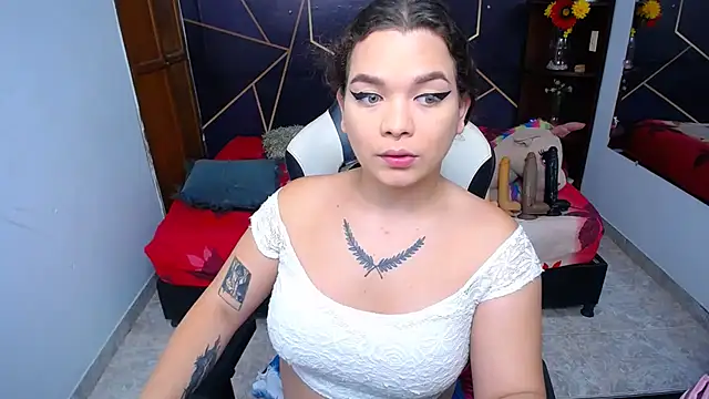 Snapshot of ShantalBlonde chatting on September 25, 2025, 1:11 am ShantalBlonde online show from September 25, 2025, 1:11 am