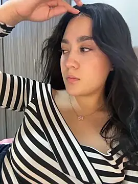 Nina lovi online show from December 4, 2025, 12:20 am