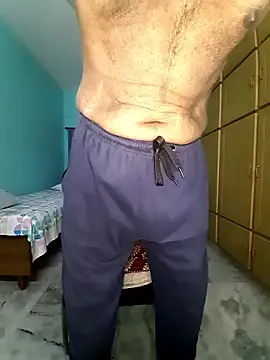 Snapshot of hornyindianmale82 chatting on January 10, 2026, 11:05 am hornyindianmale82 online show from January 10, 2026, 11:05 am