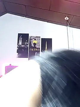 Snapshot of salomexlove_20 chatting on December 1, 2025, 11:44 am salomexlove 20 online show from December 1, 2025, 11:44 am