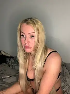 modeljadeelee online show from February 6, 2025, 12:11 am