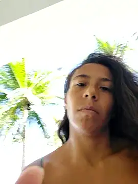 Snapshot of Luna-Natural chatting on January 6, 2026, 3:05 pm Luna-Natural online show from January 6, 2026, 3:05 pm